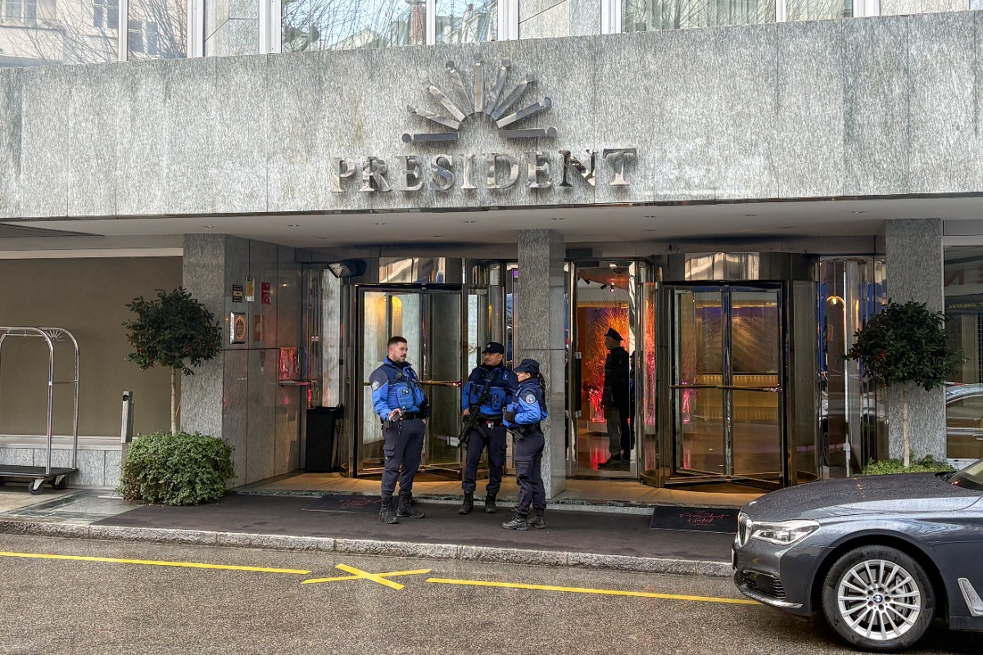 «Киеву лучше побыстрее сесть за стол»: что пишут иноСМИ о переговорах в Женеве