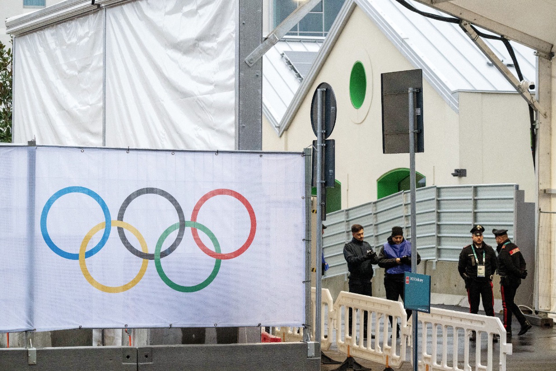 Российских спортсменов лишили подарков на Олимпиаде