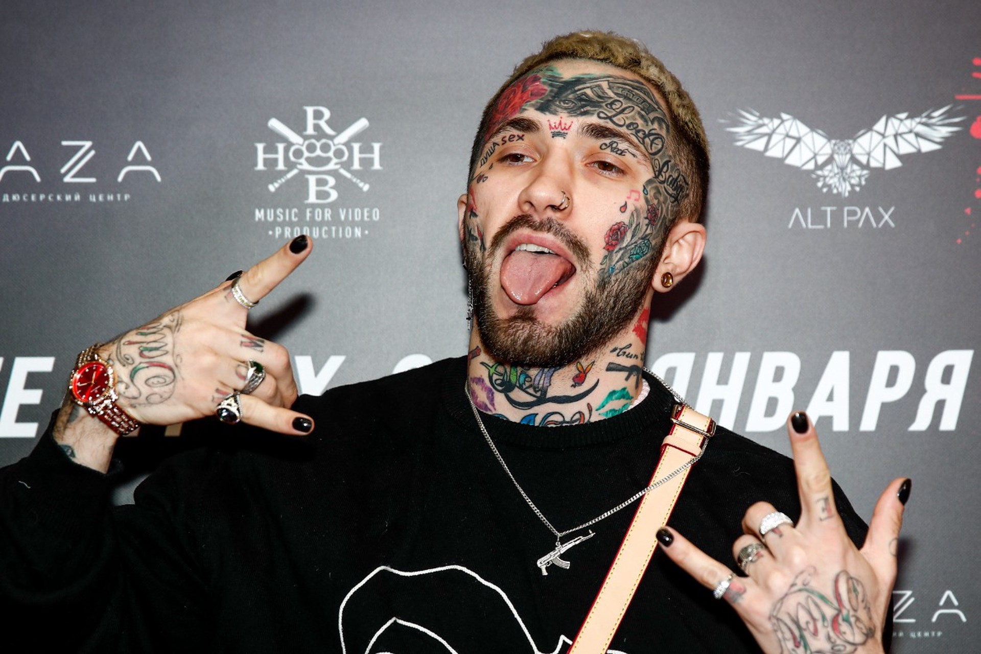 Автора популярного мема обвинили в пропаганде наркотиков