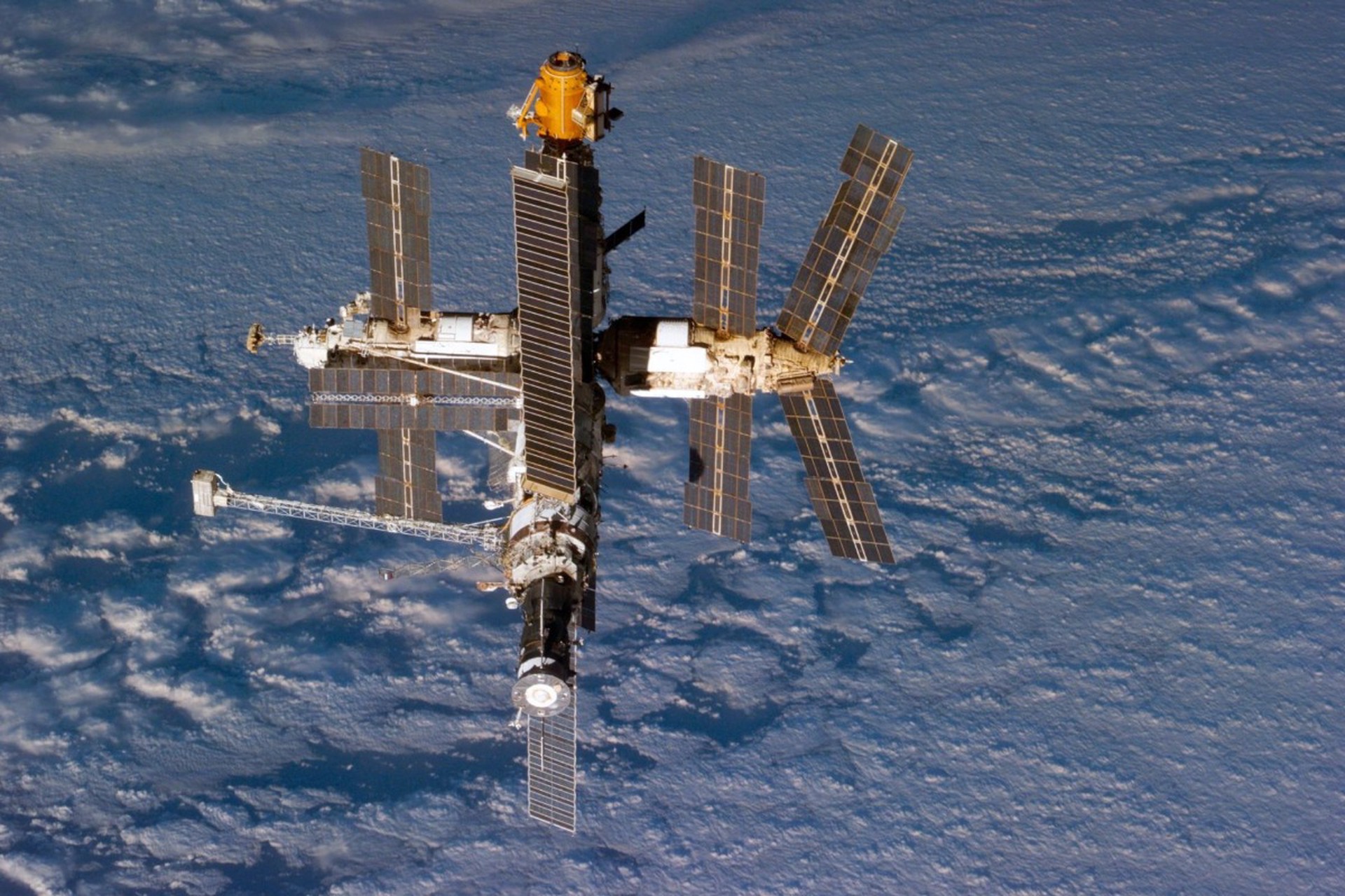 Космические штабы: чему научил нас опыт станции «Мир»