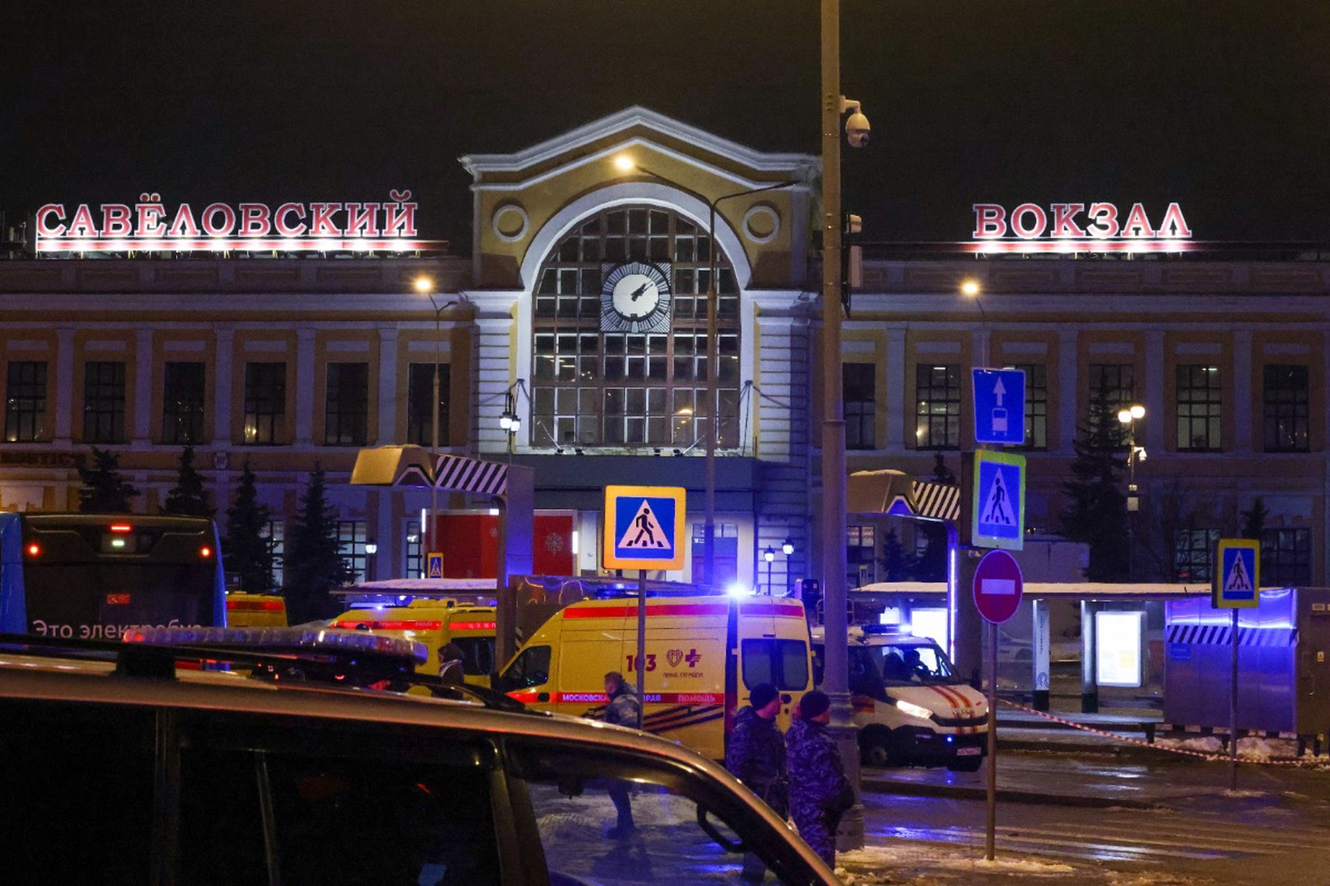 Сотрудник ДПС погиб после атаки на автомобиль в Москве