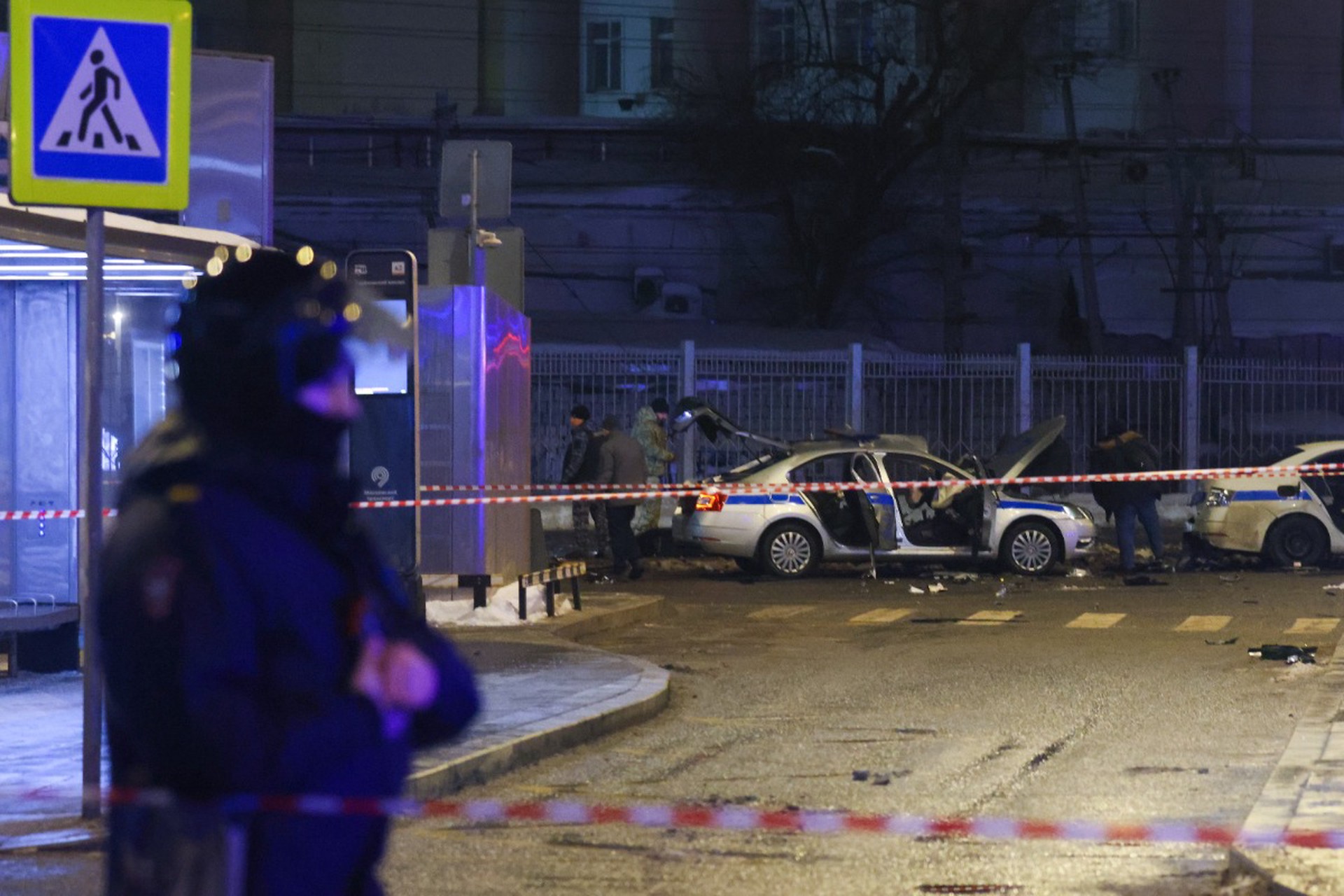 СК установил личность подорвавшего автомобиль ДПС в Москве