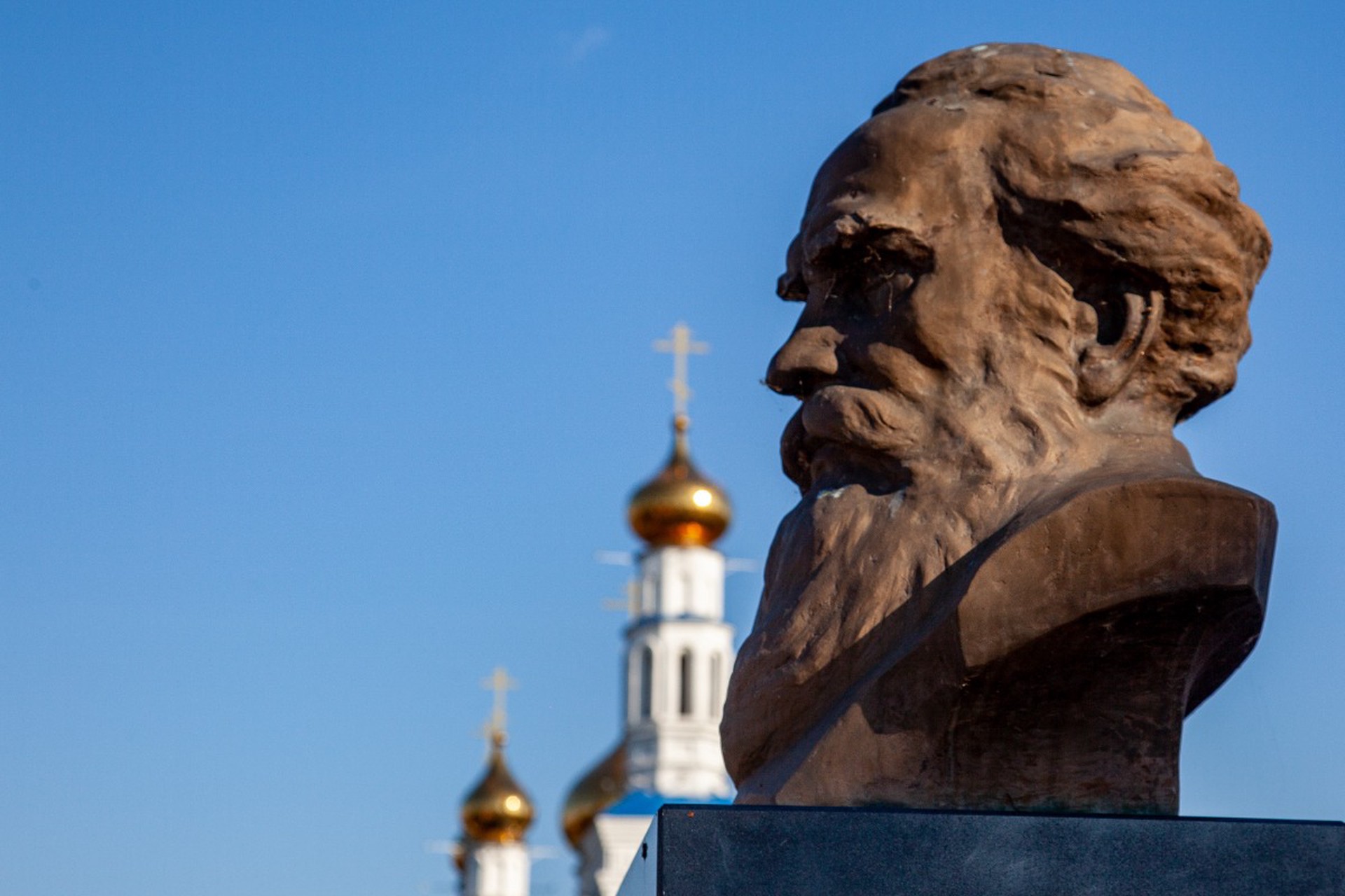 Графа падение: зачем либералы распространяли вранье об отлучении Льва Толстого от Церкви