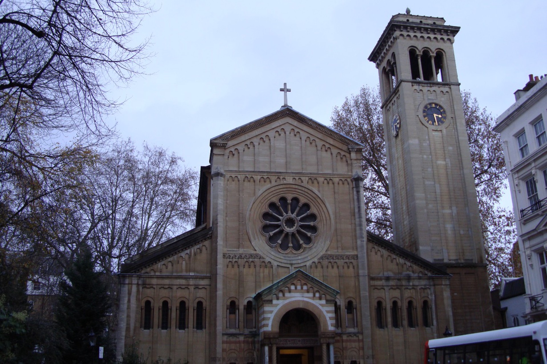 Англикане – в Лету: почему Британия обрушила всю мощь шпиономании на РПЦ