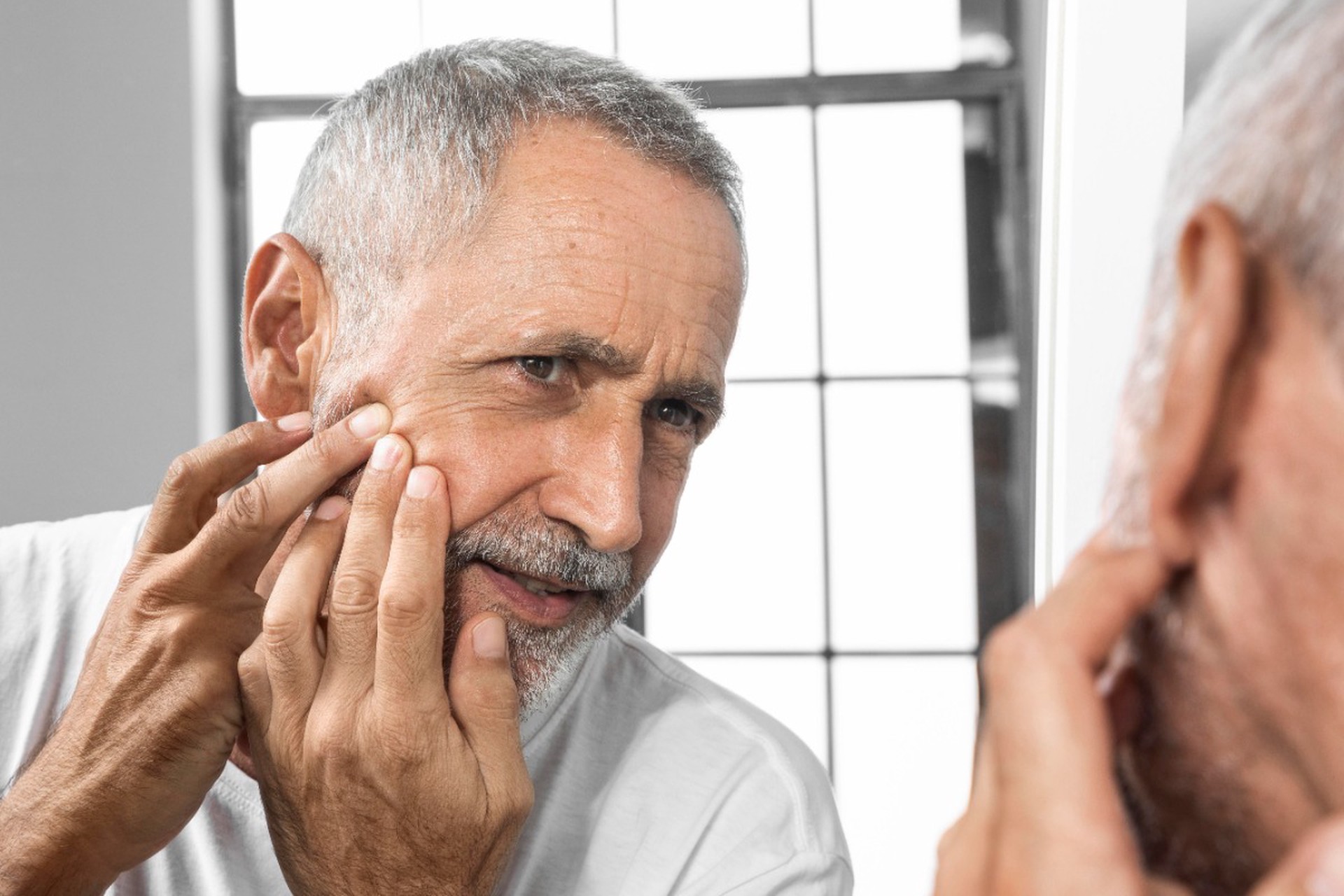 Ученые нашли неожиданный фактор ускоренного старения мужчин