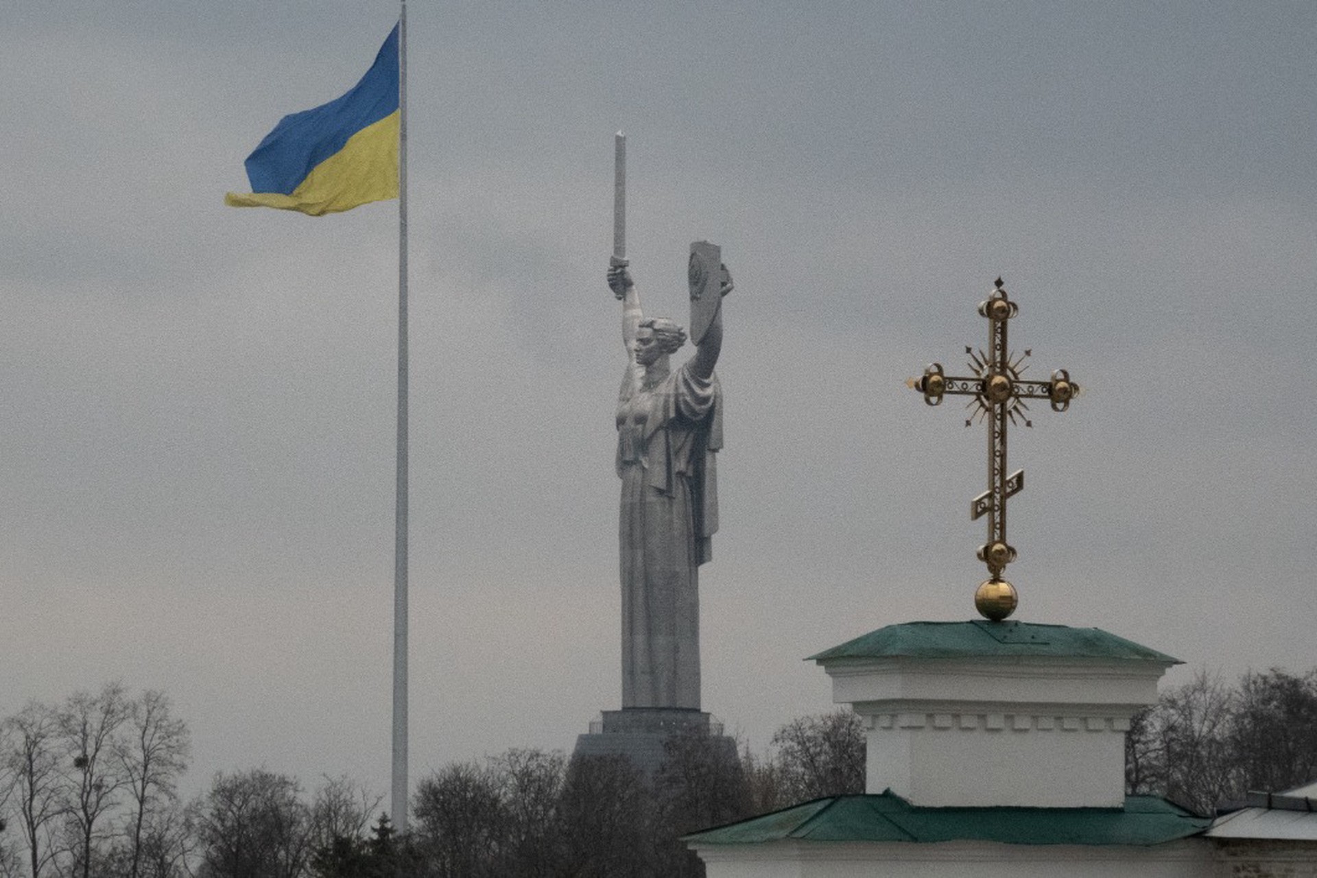 Киев переименовал районы российских городов