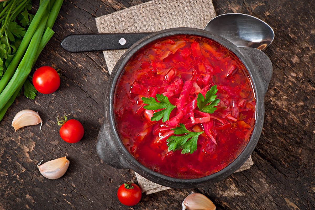 Китайские туристы назвали любимые блюда русской кухни