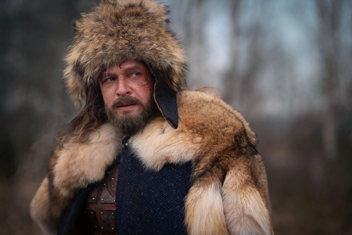 Загадки и сюжетные повороты пообещал режиссер в сериале «Князь Андрей»