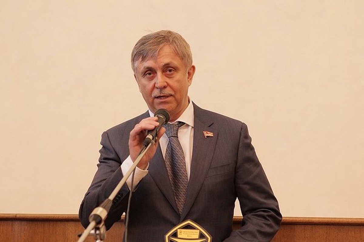 Жена ушедшего на СВО депутата Филиппова возмутилась новостями в СМИ о супруге