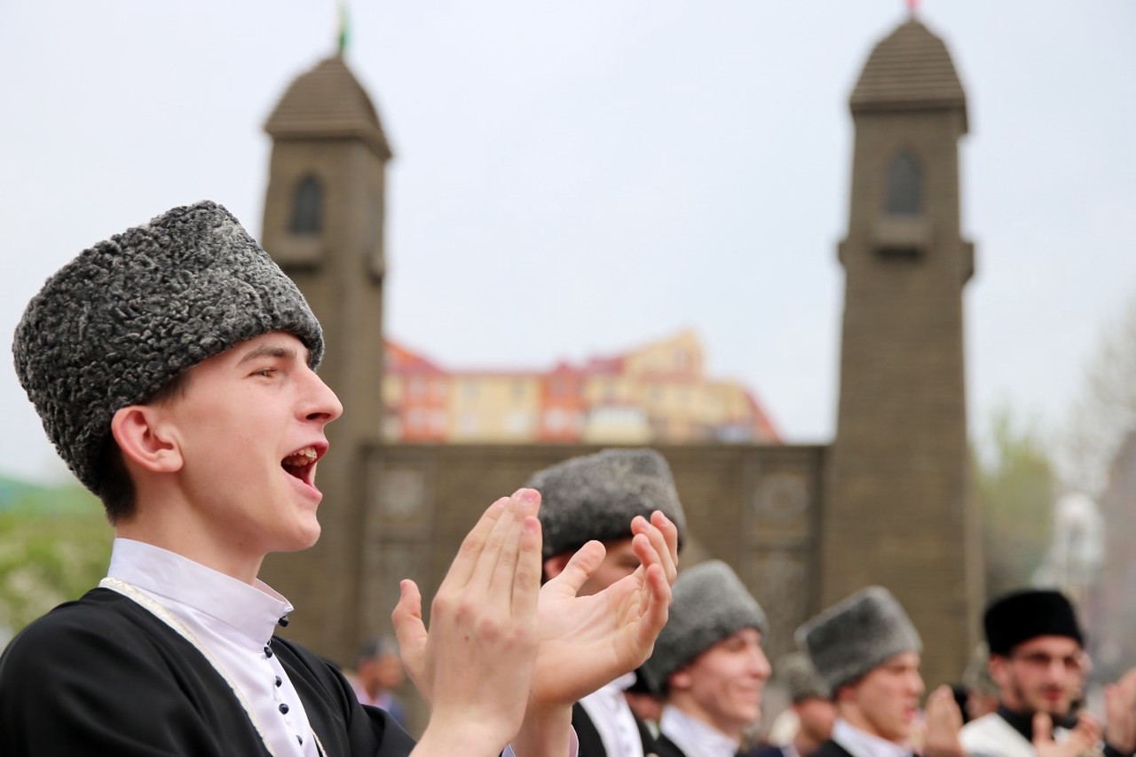 Сухой затон: как антиалкогольные кампании в России повлияли на граждан