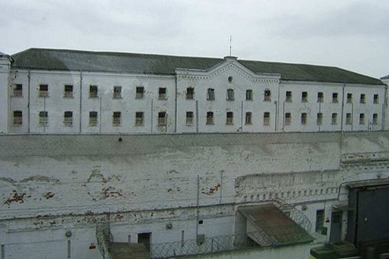 Тюрьмы особого режима: где сидят самые опасные преступники России