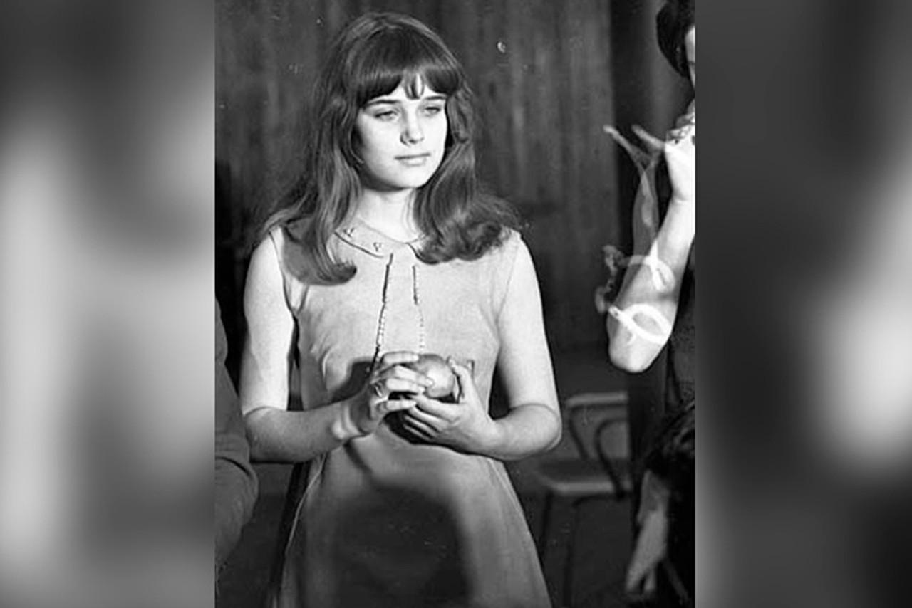 Нелюбимая красавица: как Ирина Алферова пережила предательство Абдулова и неожиданно нашла счастье