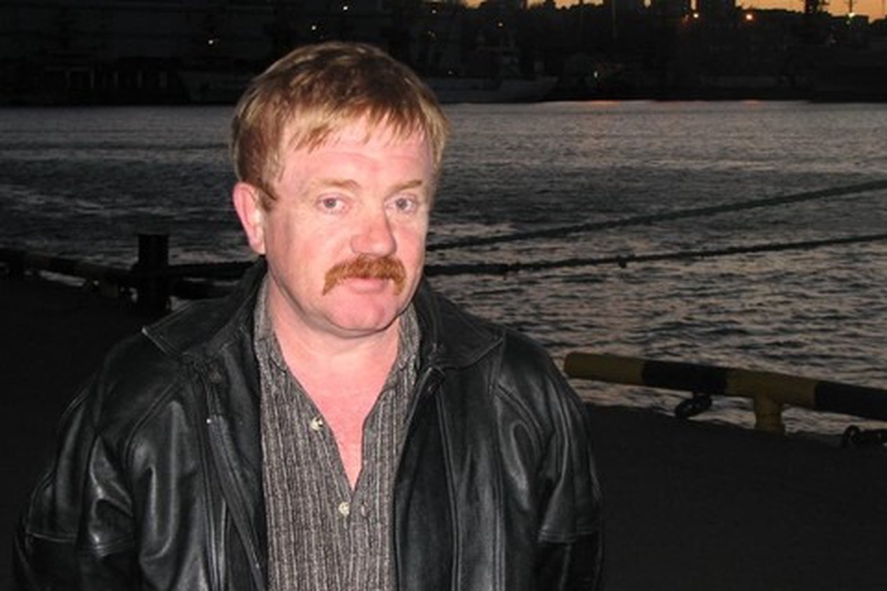 Съехал по перилам к славе: судьба хулигана из «Приключений Электроника» Василия Скромного