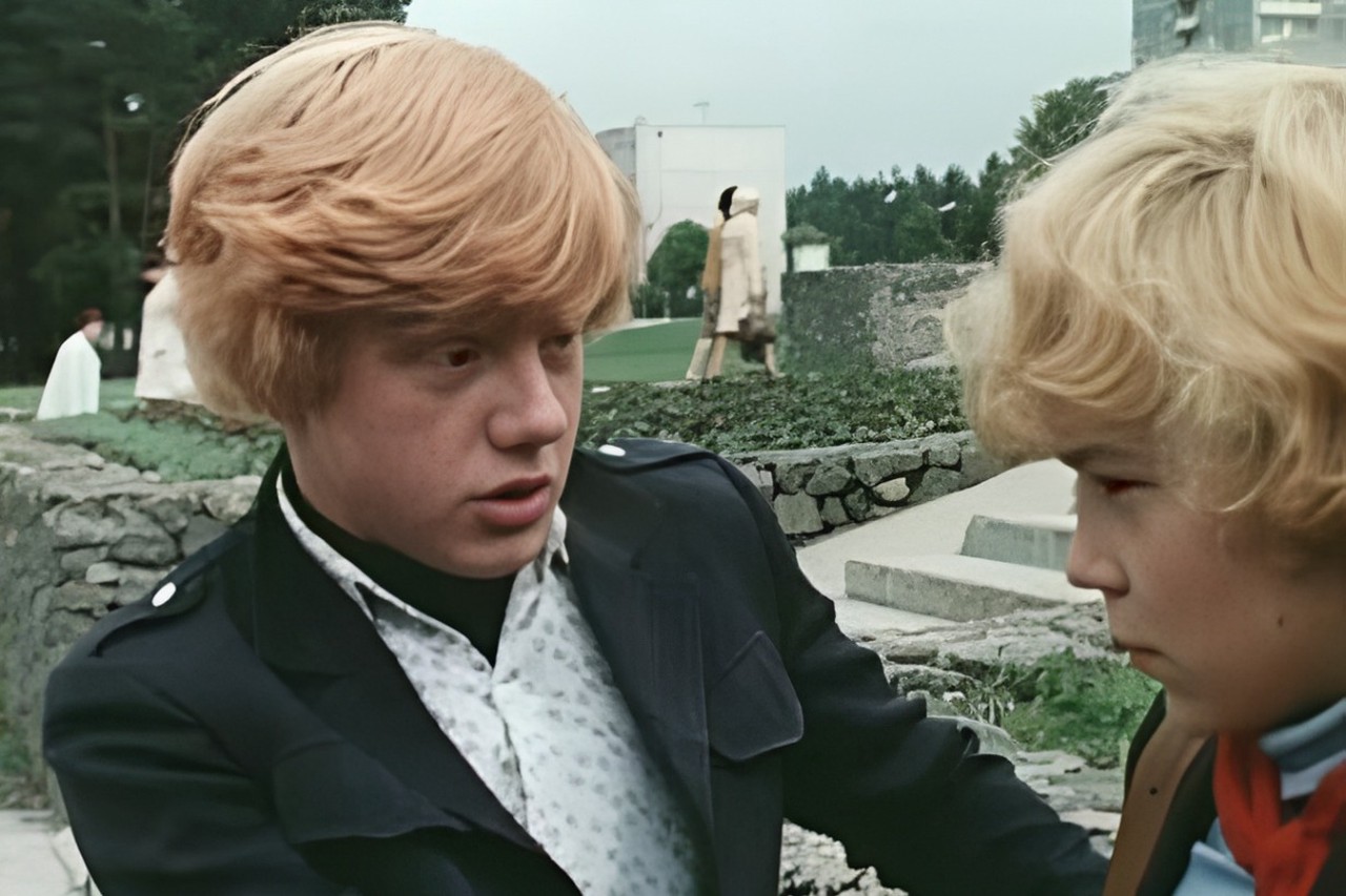 Съехал по перилам к славе: судьба хулигана из «Приключений Электроника» Василия Скромного