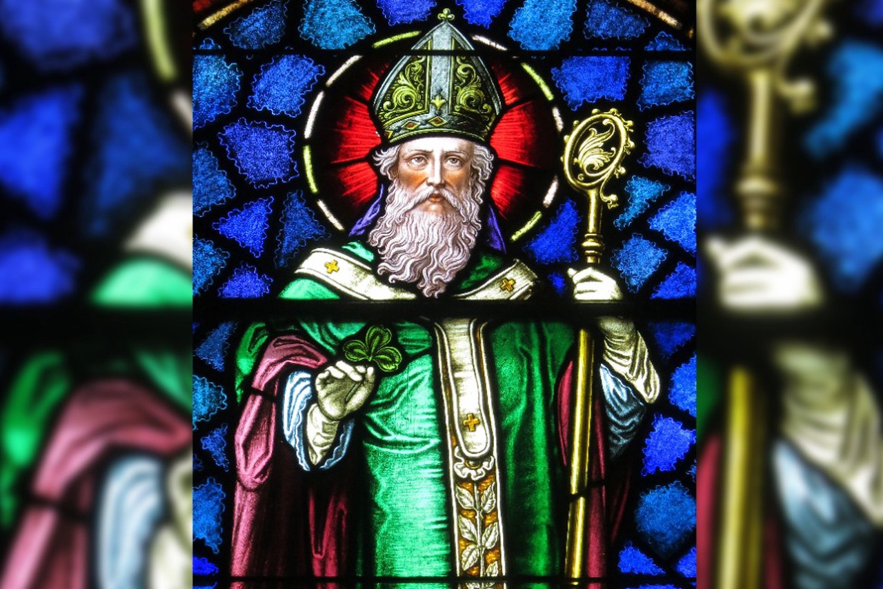 Зеленый цвет, трилистник и парад: правда и мифы о Дне святого Патрика