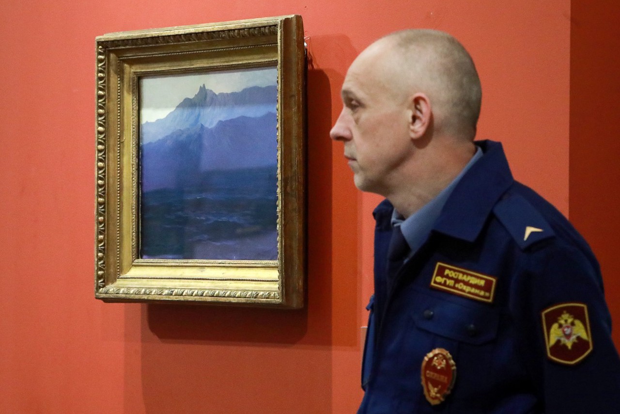 Вор в Третьяковке и шпион в банке: самые громкие ограбления в России и СССР