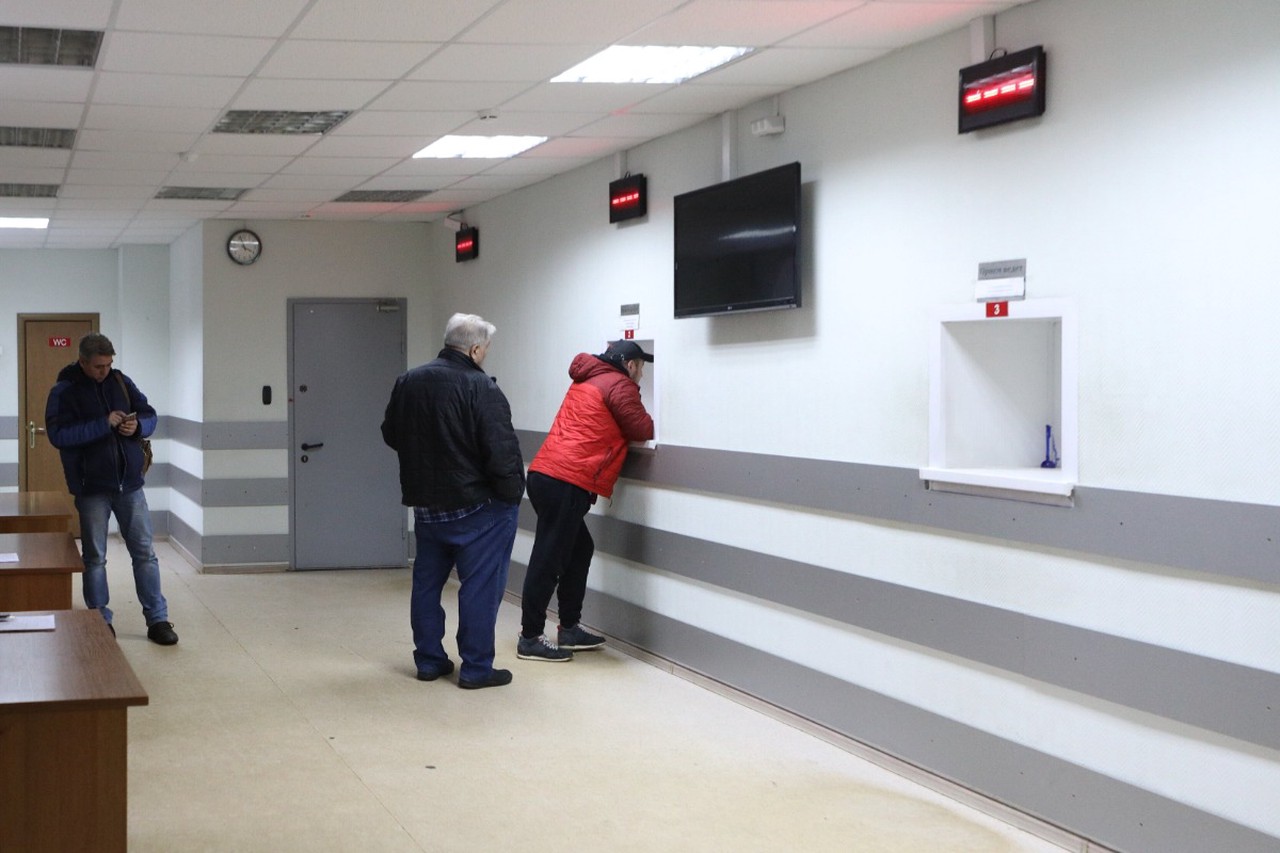 Большой блат: зачем власти решили взять контроль над красивыми автономерами