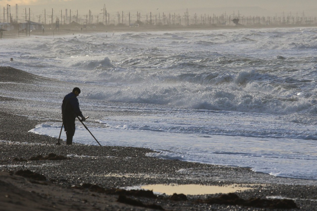 Металлоискатели для начинающих: как выбрать и где искать