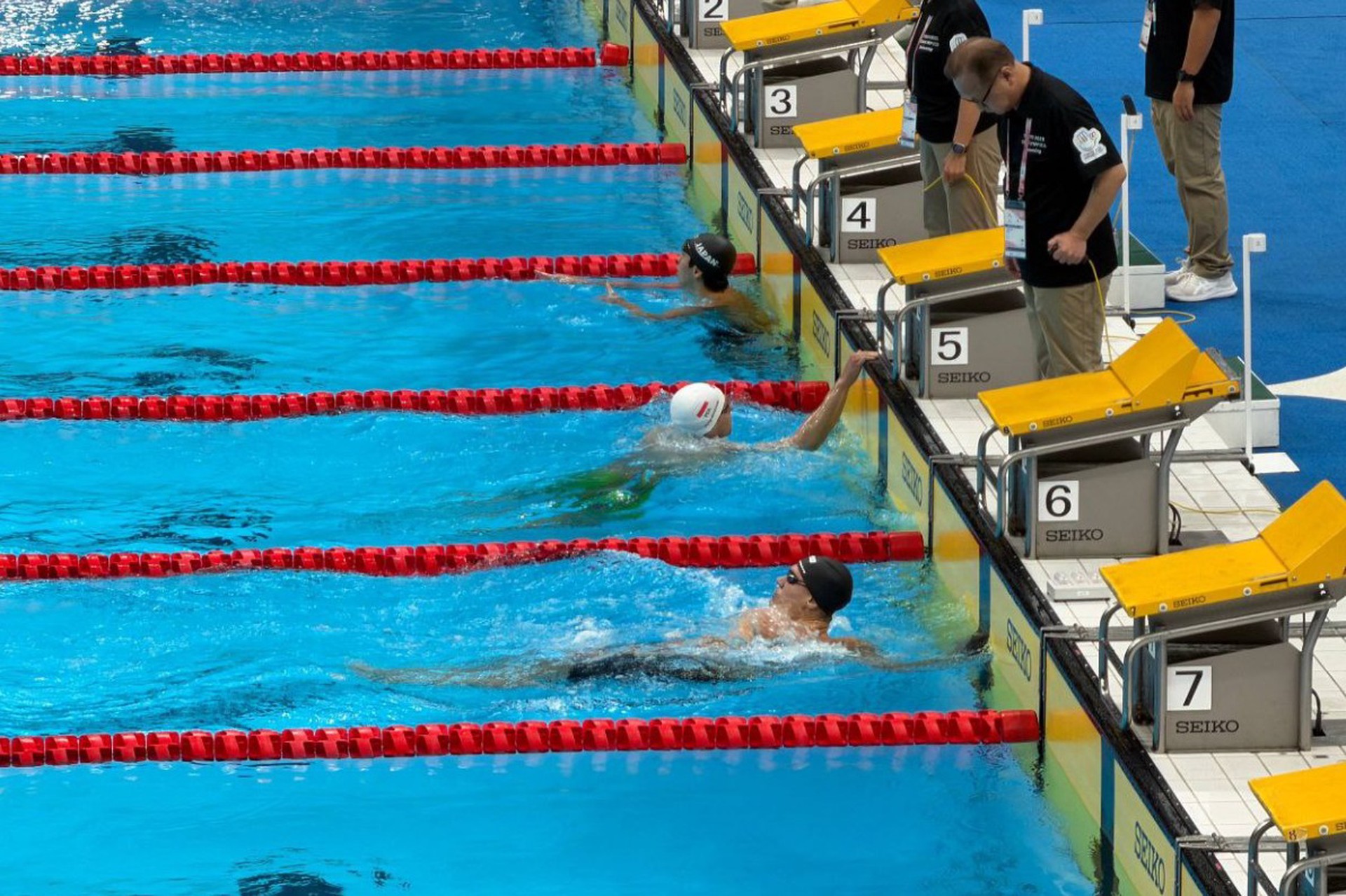 Сурдлимпийцам из России разрешили выступать с флагом и гимном