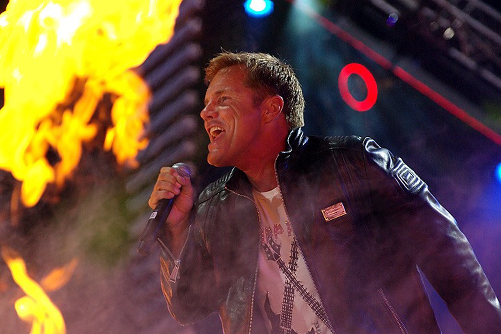 Концерты культового певца отменили в Европе из-за слов о России