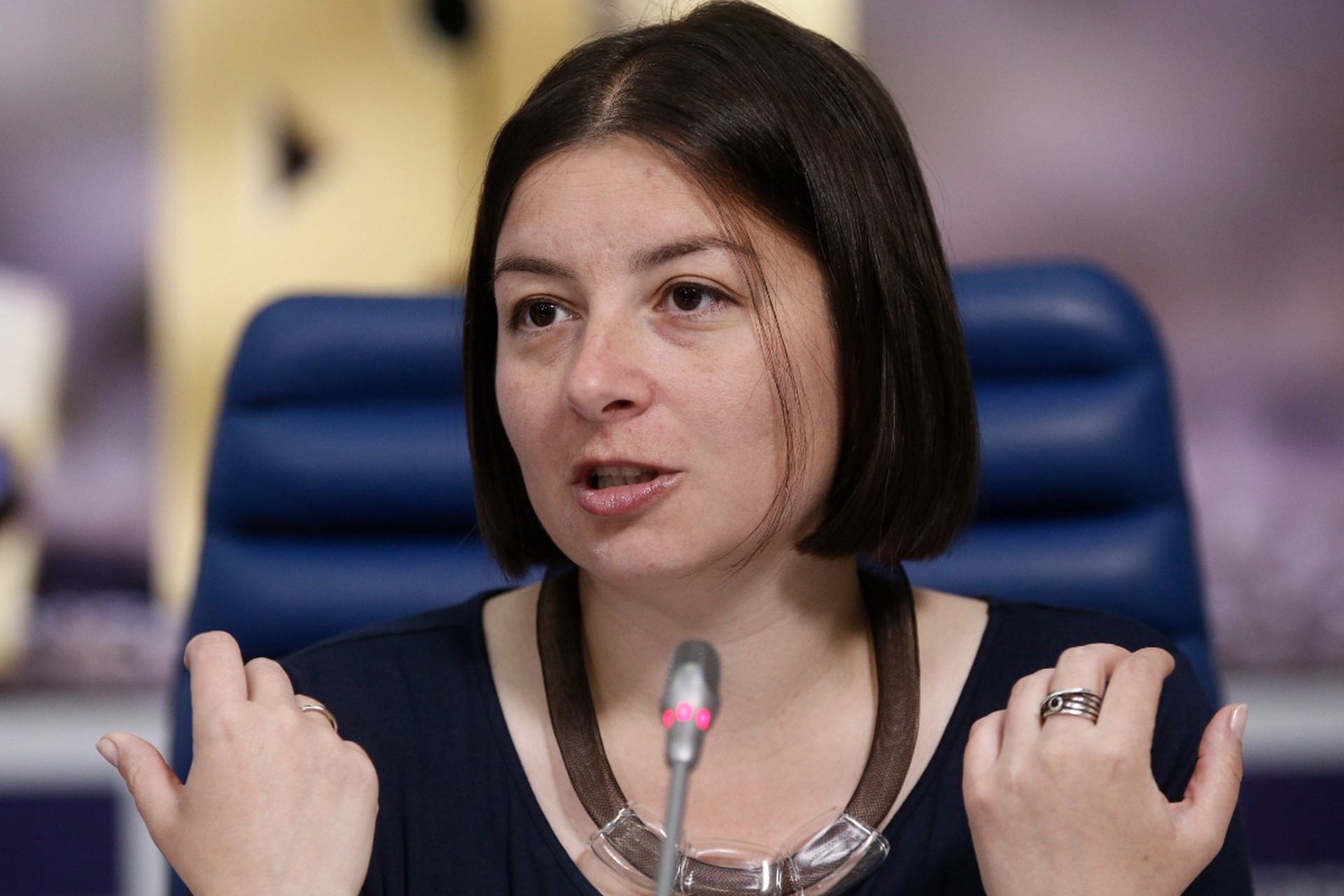 Журналистку заочно приговорили к восьми годам за фейки о ВС РФ