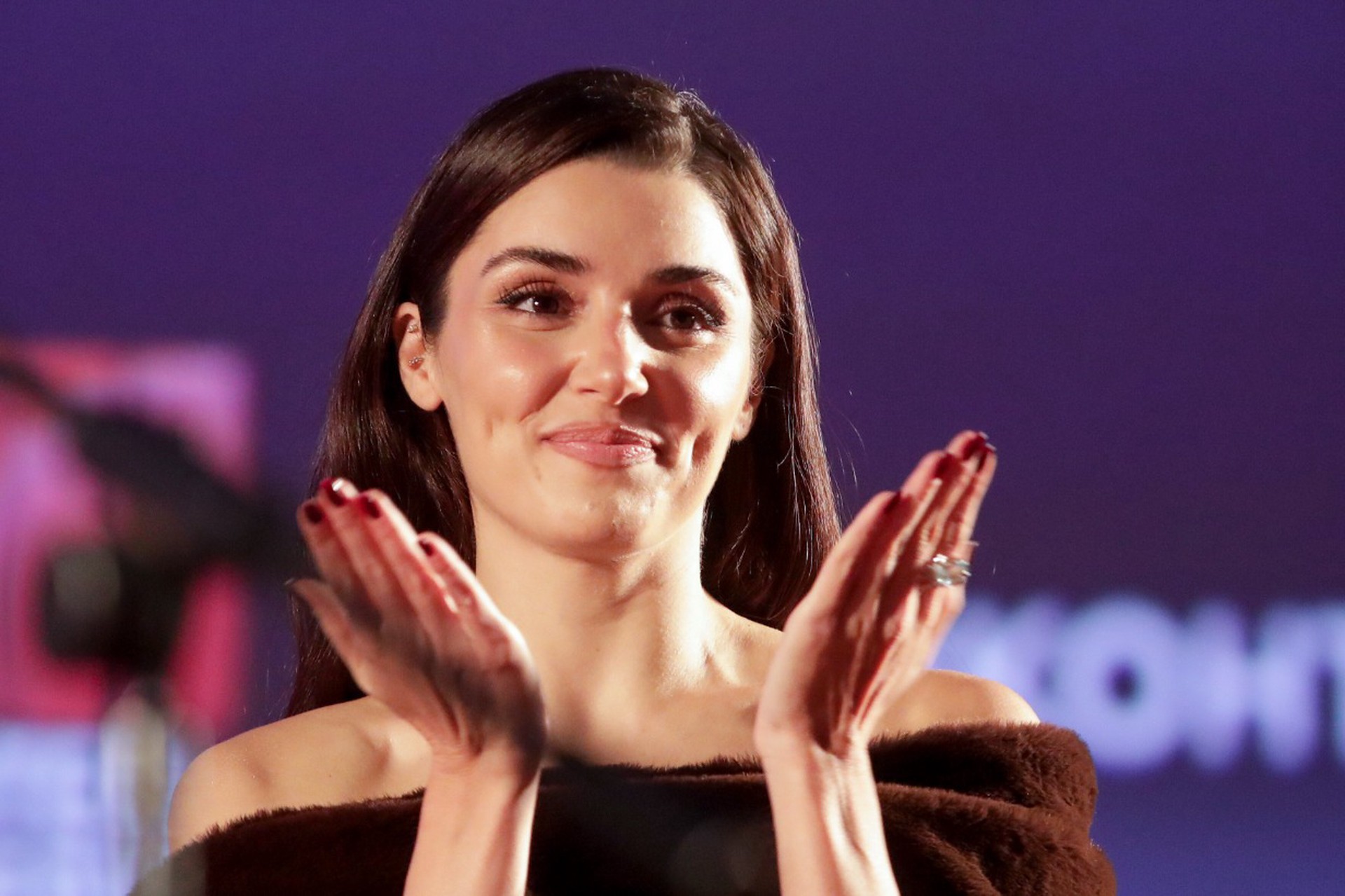 Звезде сериала «Постучись в мою дверь» грозит арест в Турции