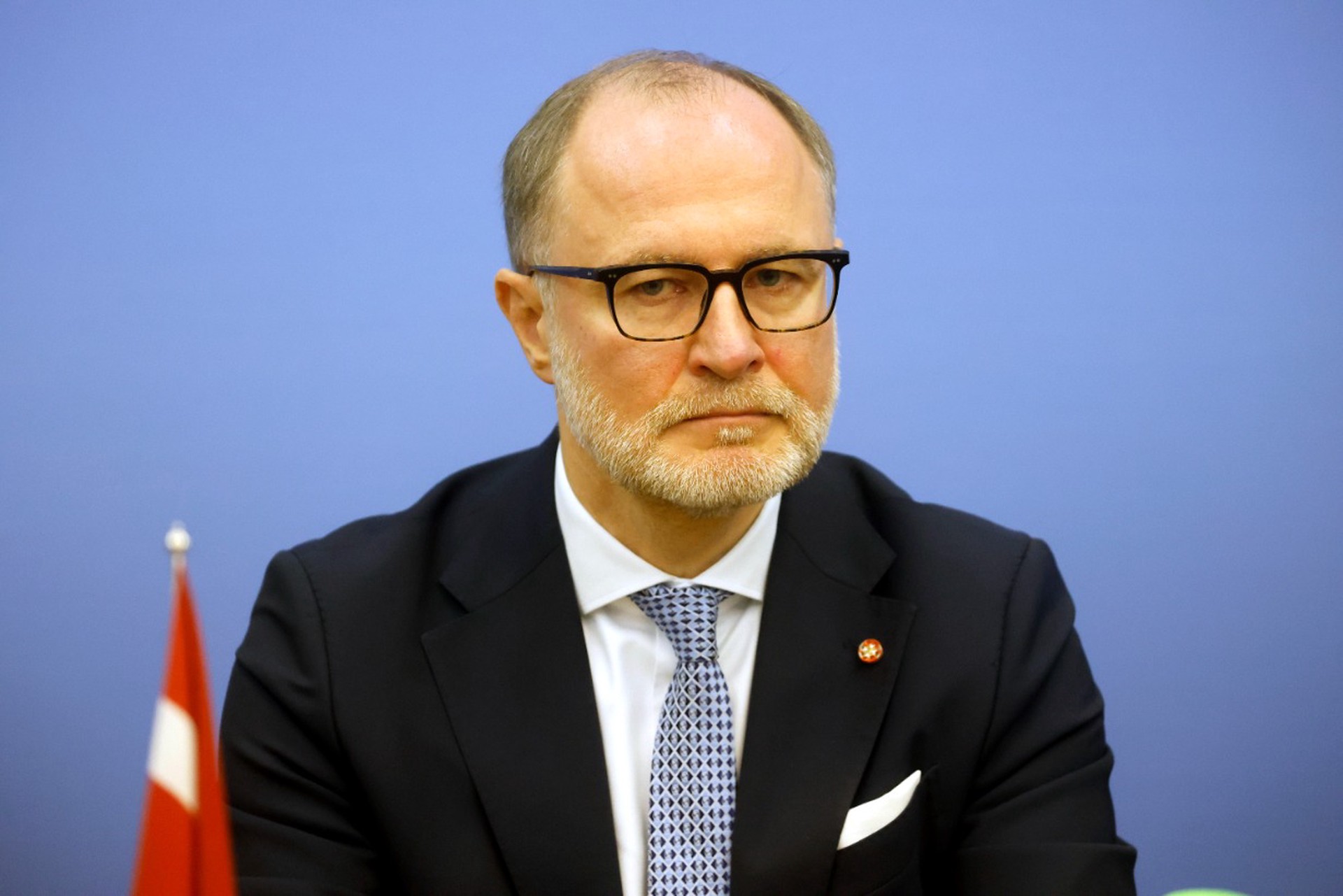 Латвийский министр обороны покинул Украину из‑за падения БПЛА