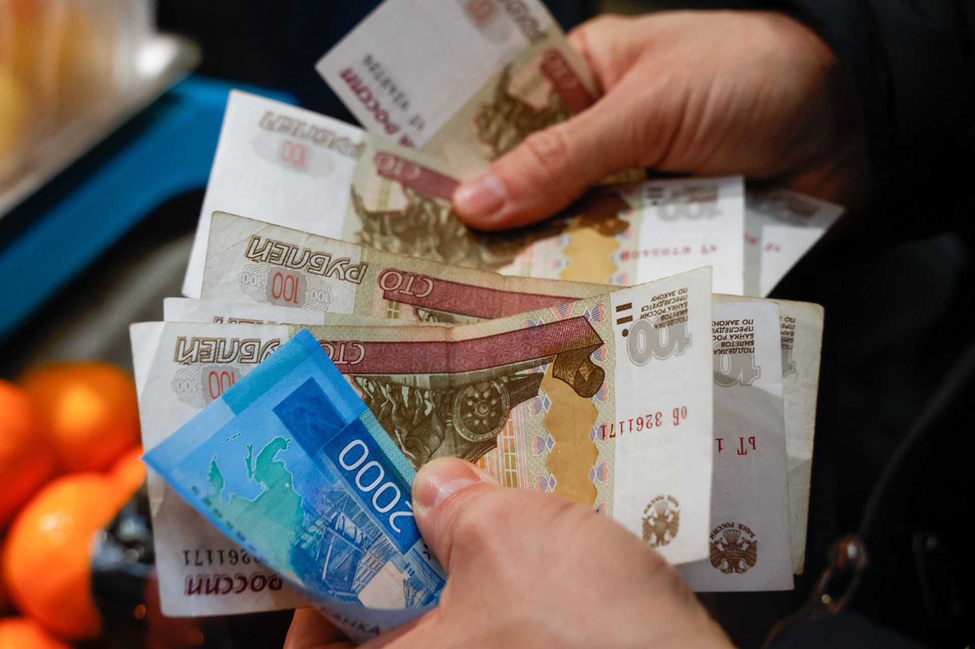 Наличный фронт: почему многие беднеют быстрее статистики и как с этим бороться