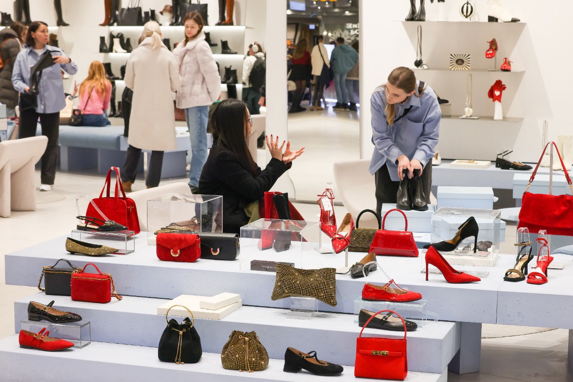 Около 13 брендов могут покинуть российский рынок в 2026 году