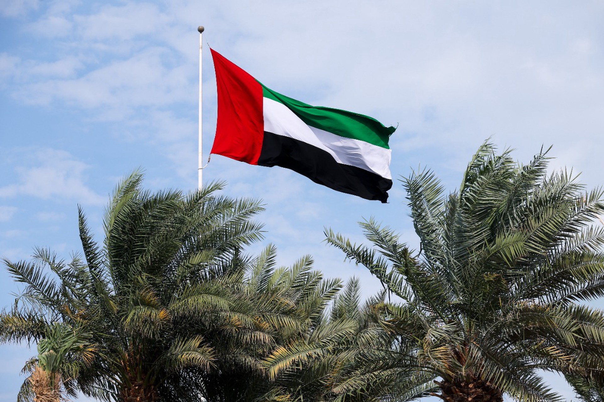 ОАЭ аннулировали ВНЖ всем гражданам Ирана