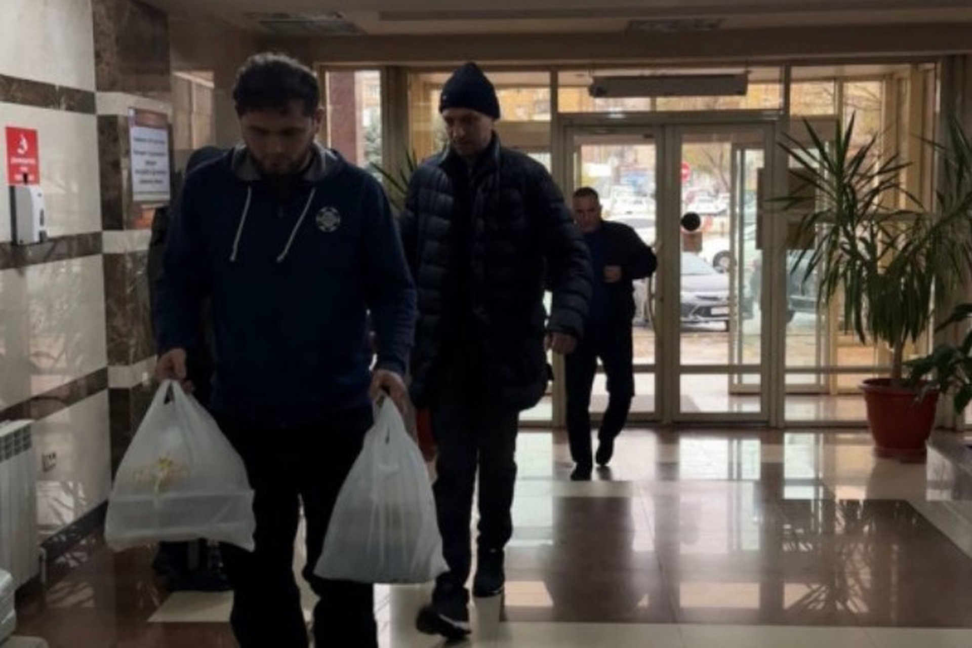 Мост и два дома смыло течением в Дагестане