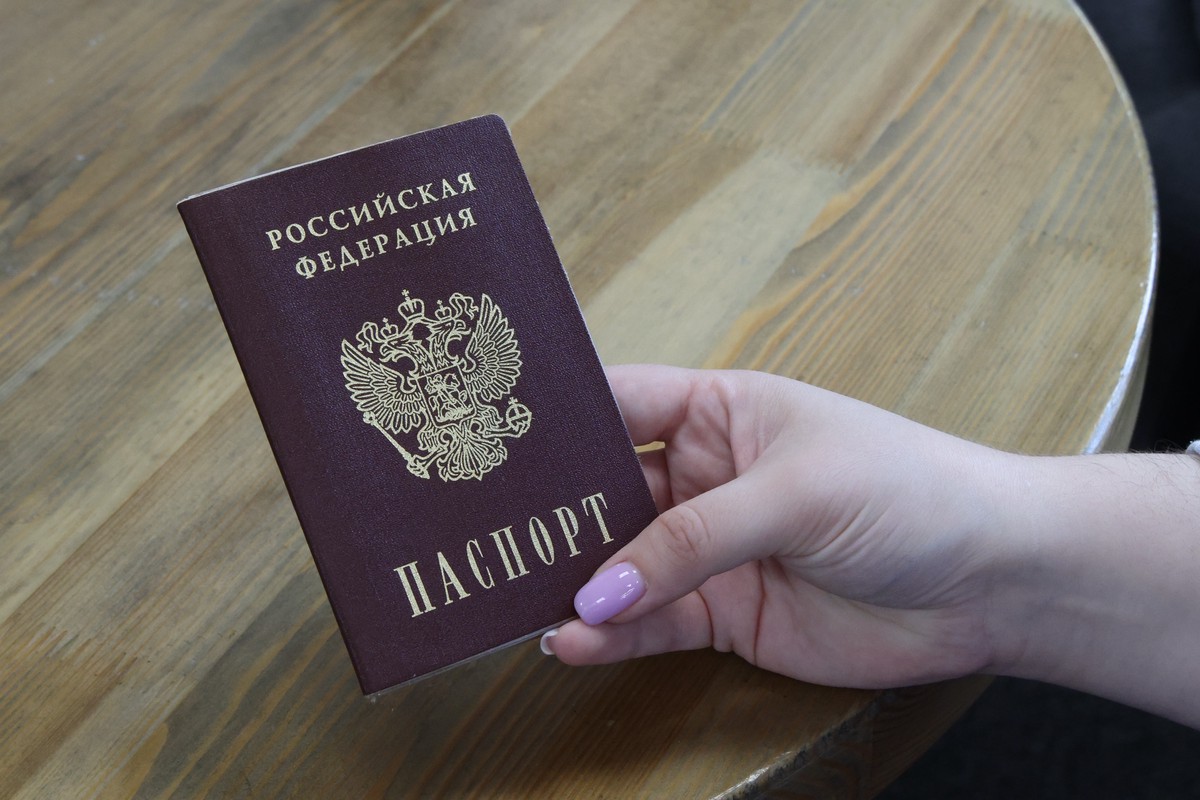 У жены замгенпрокурора Украины нашли российский паспорт