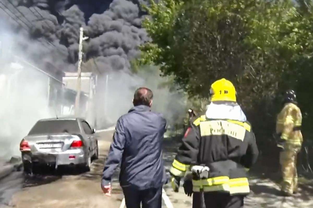 «Протоптали дорожку, сволочи!»: удар по объекту в Перми, пожар в Туапсе и три часа ада в Дзержинске