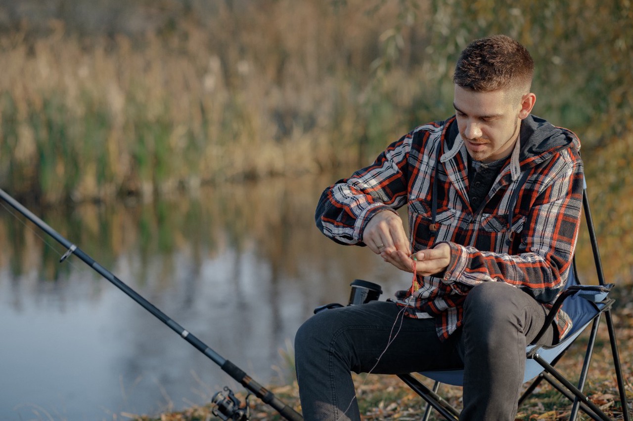 Рыбалка в апреле: на что ловить и где искать рыбу