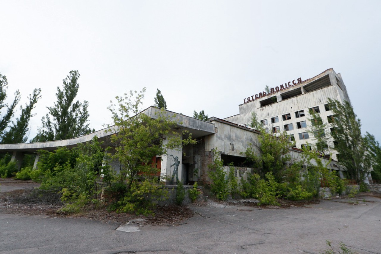 Наследственные мутации, смертельный ИИ и взрывоопасная арка: какие мифы о Чернобыле живут до сих пор