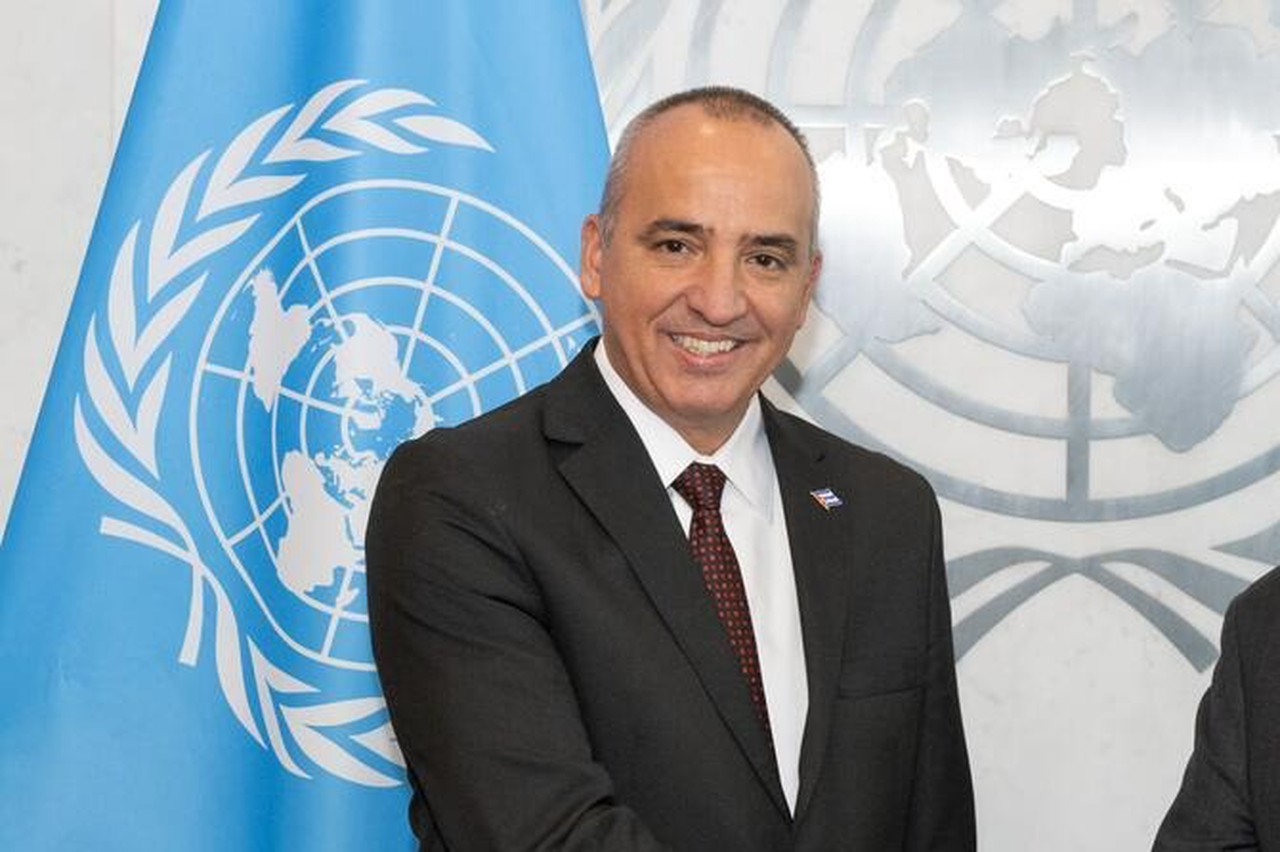 Вот новый переворот: фиаско в Иране, реванш на Кубе и услуга Трампа богатеньким дружкам