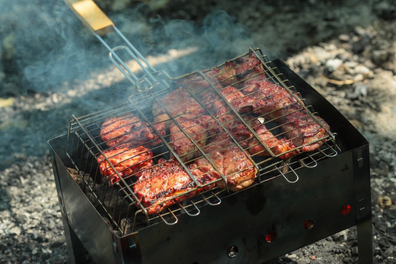 Что приготовить на природе: блюда для пикника в мае