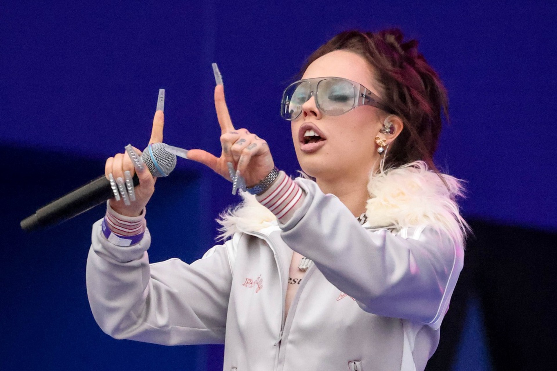 С Инстасамки взыщут 2,5 млн рублей из-за пожара в съемной квартире