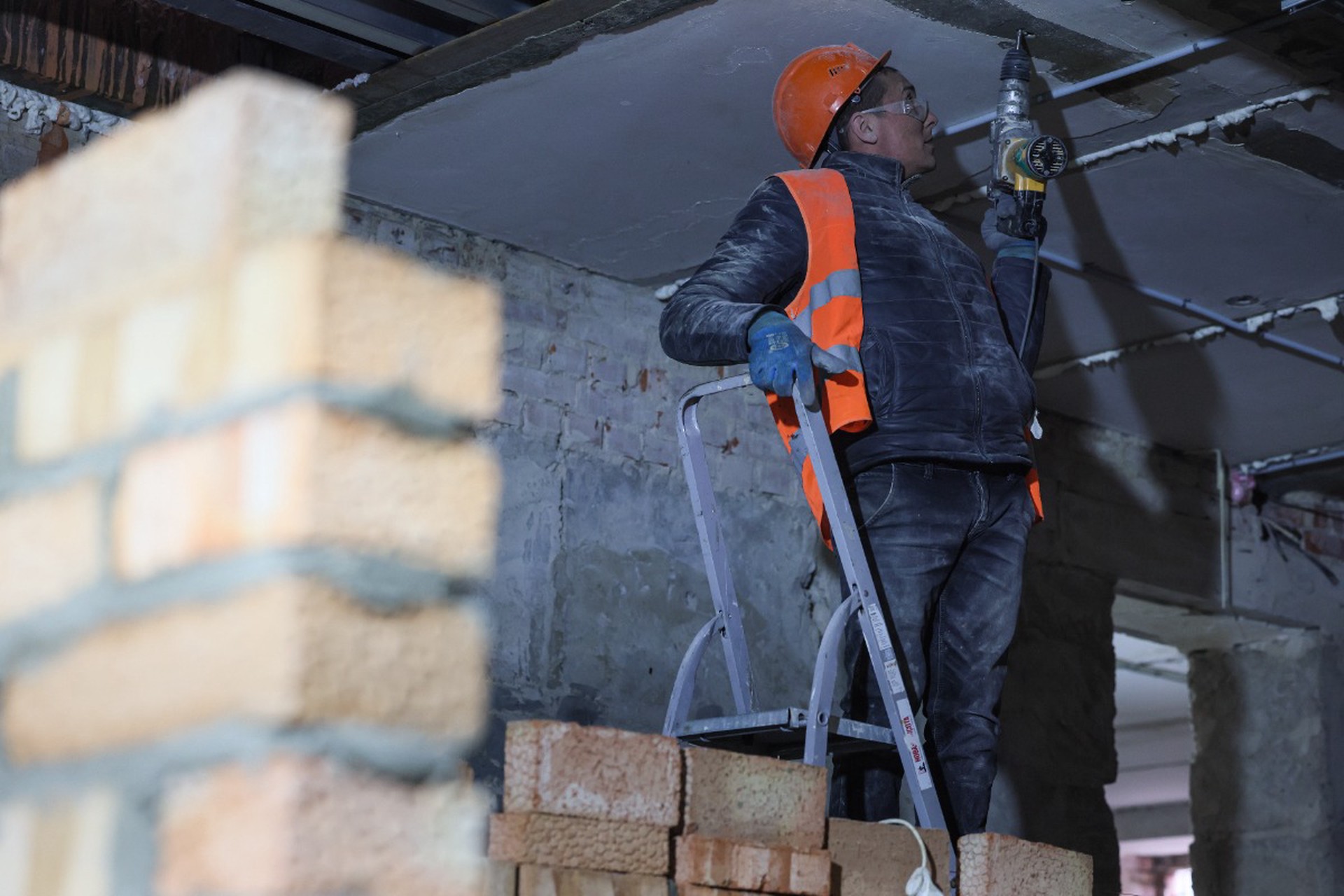 Эксперт по недвижимости Ракута предсказал подорожание жилья в ЛНР на 20%