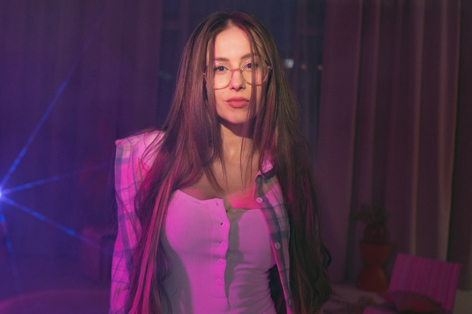 Солистка «Демо» Толкунова поделилась подробностями схода поезда в Ульяновской области