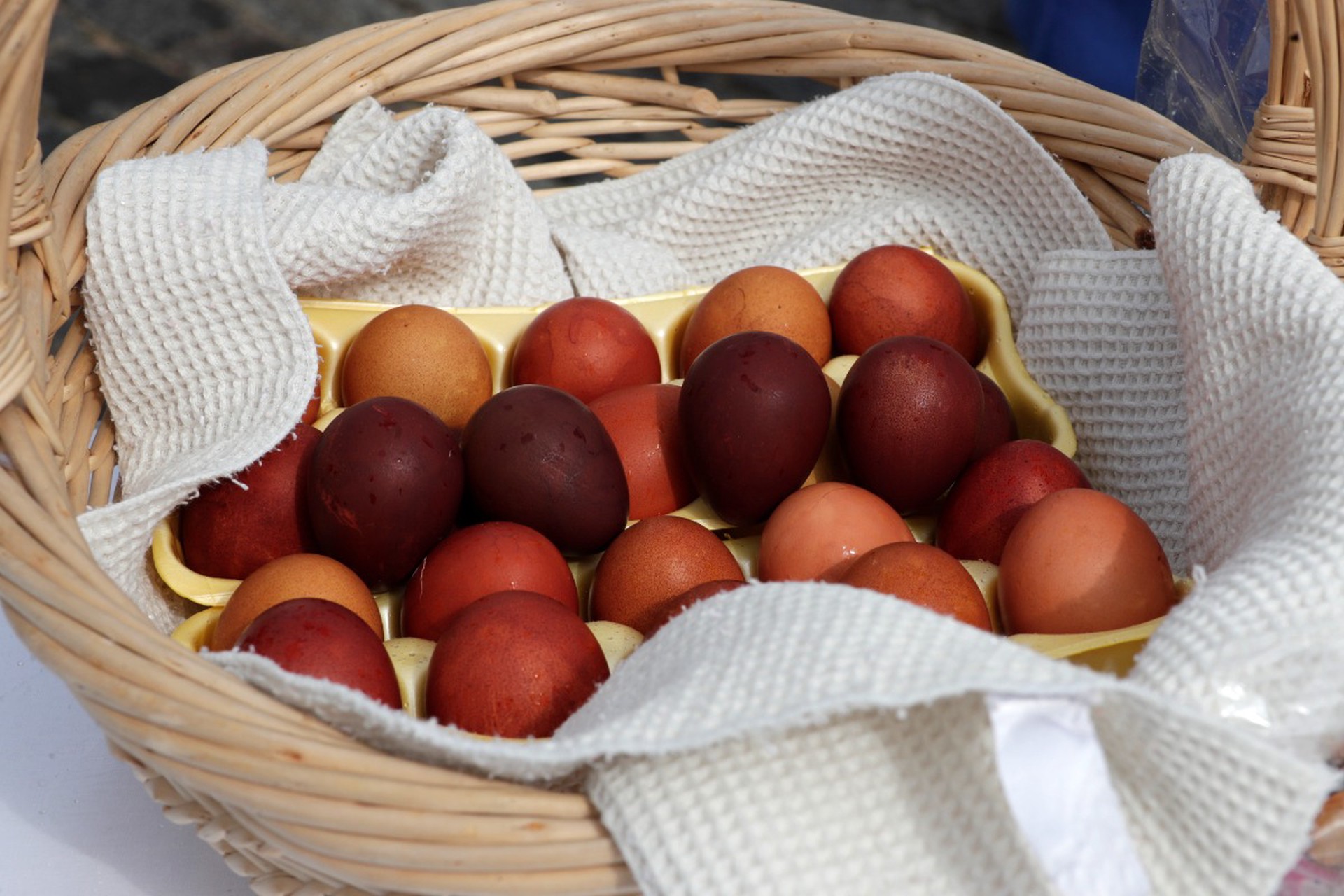 Онищенко рассказал, как безопасно и правильно красить пасхальные яйца