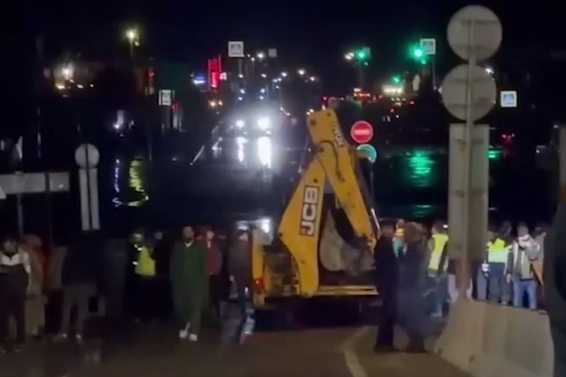 Потоп обрушил мост на федеральной трассе «Кавказ» в Дагестане