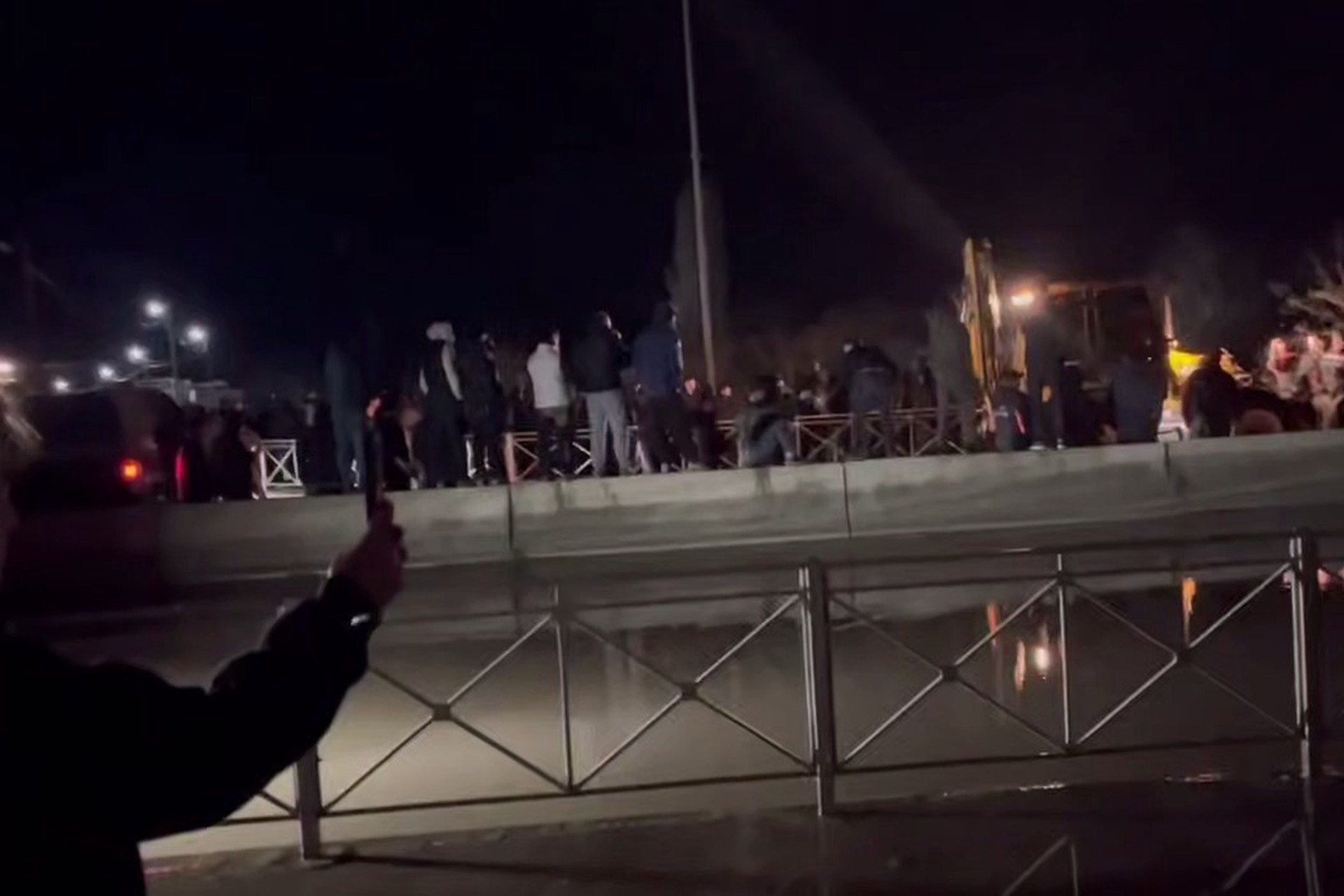 Беременную девушку и ребенка унесло течением в Дагестане, они погибли