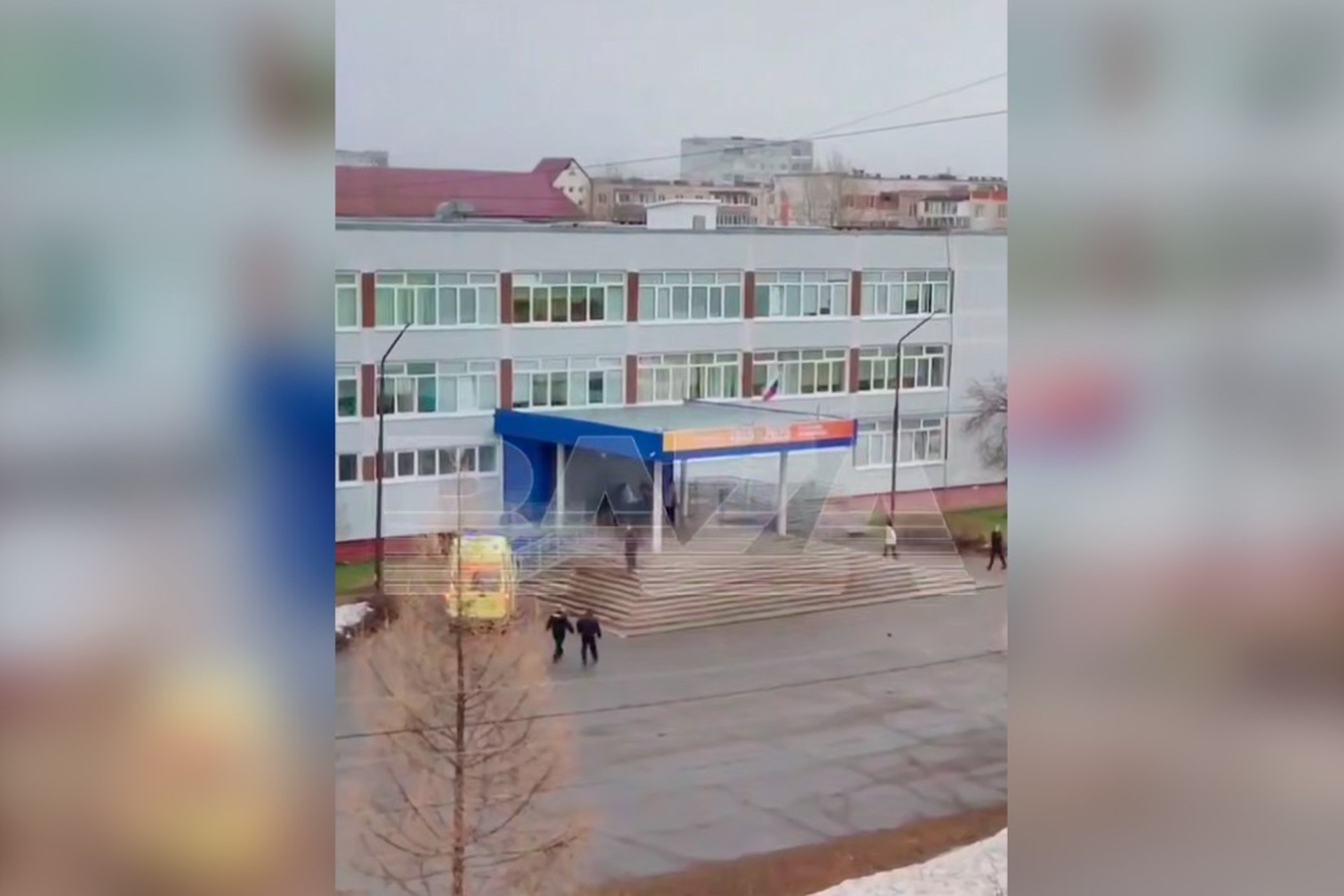 Первые минуты нападения на школу в Прикамье сняли на видео
