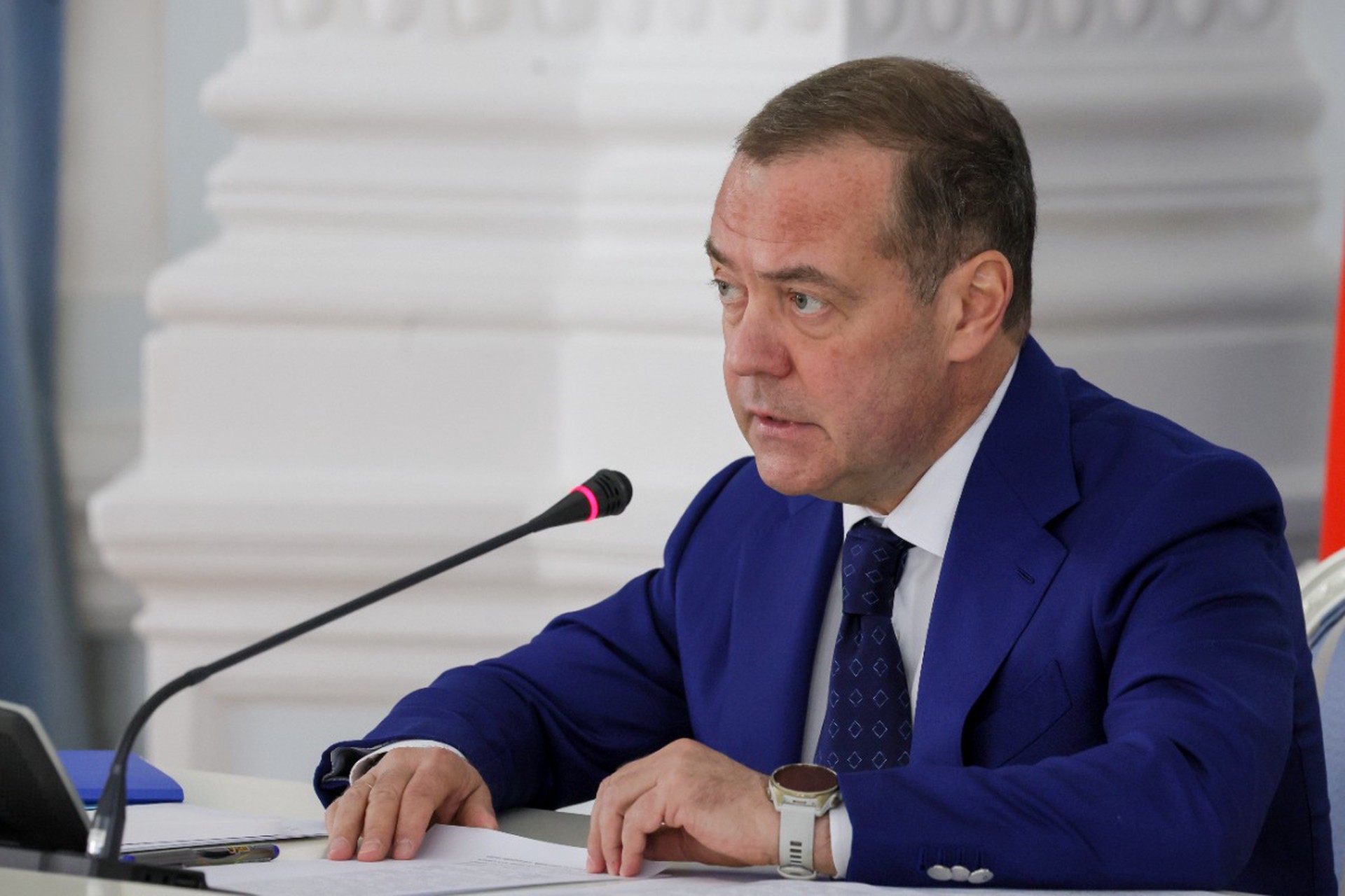 Медведев назвал победителя в конфликте США и Ирана