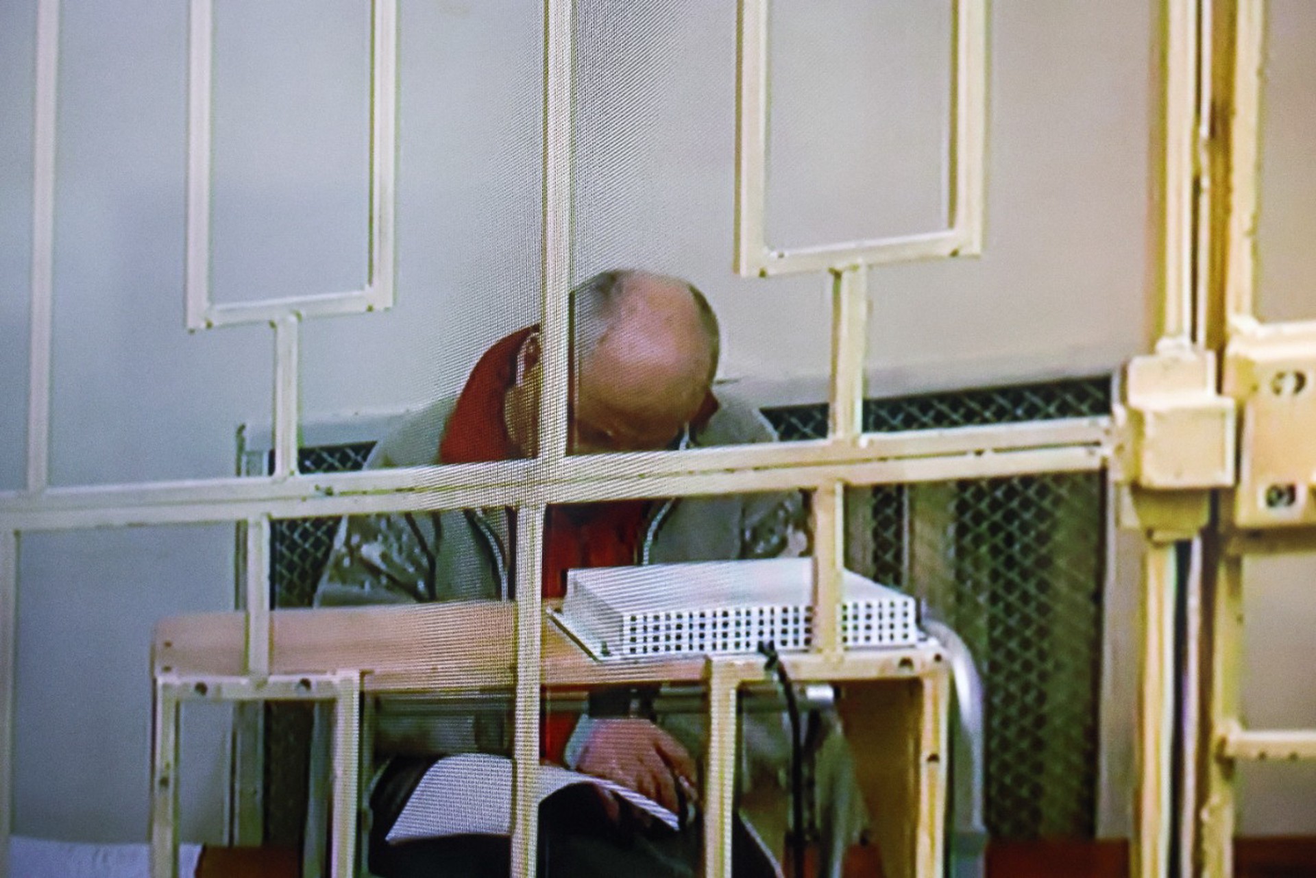 Экс-замминистра обороны РФ сядет на 19 лет за кражу 25 млн рублей