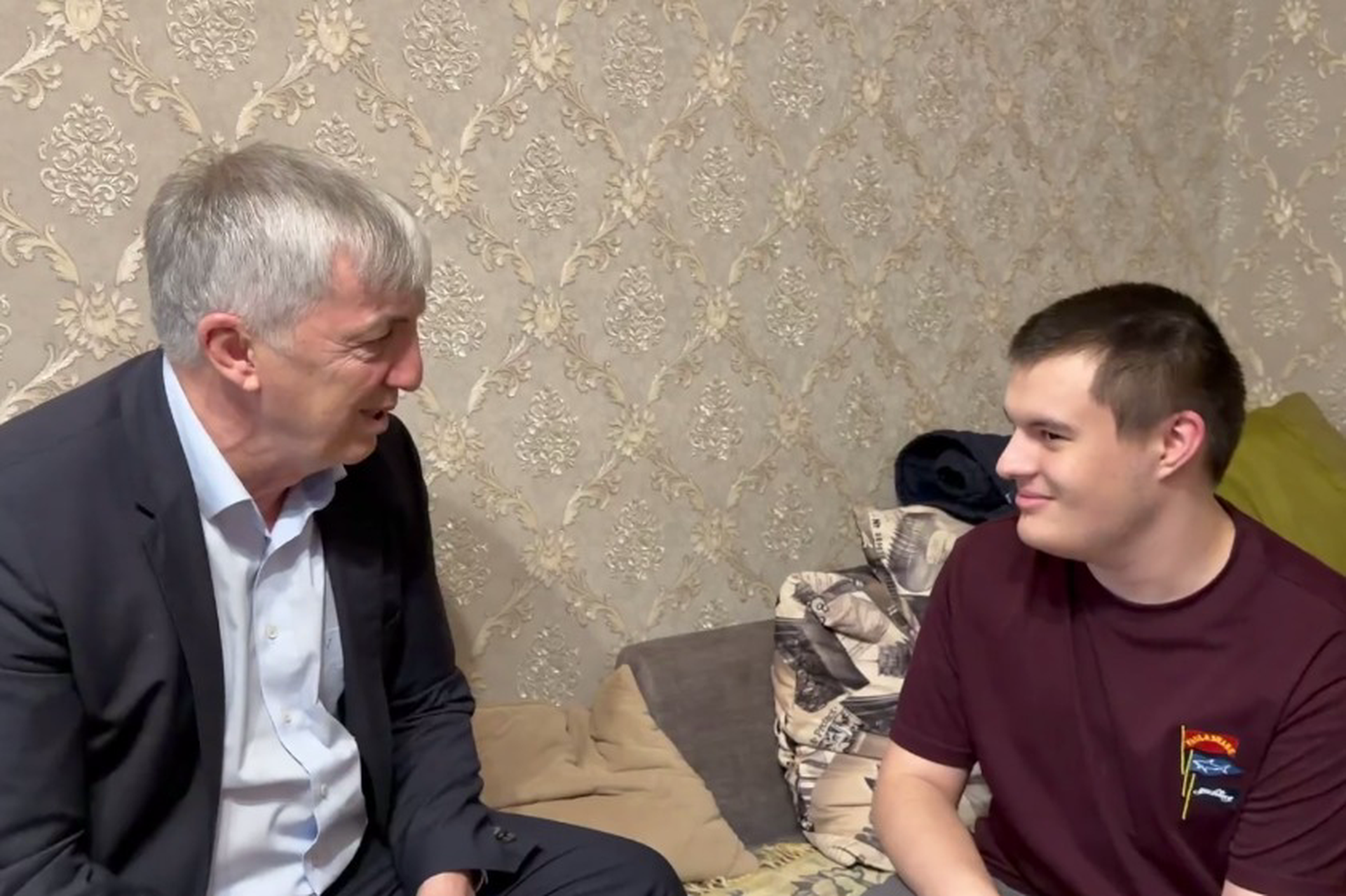 Недуг не проблема: как 19-летний Шамиль из Каспийска совершил подвиг и стал помощником депутата