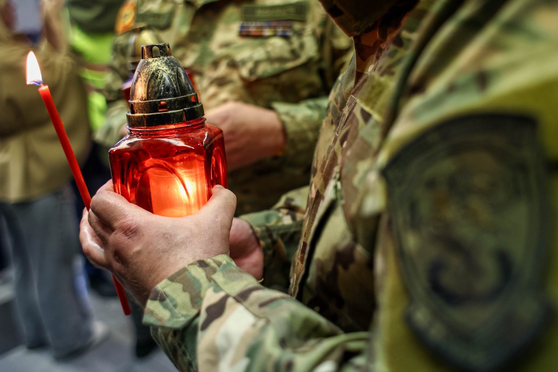 Благодатный огонь доставили в зону СВО