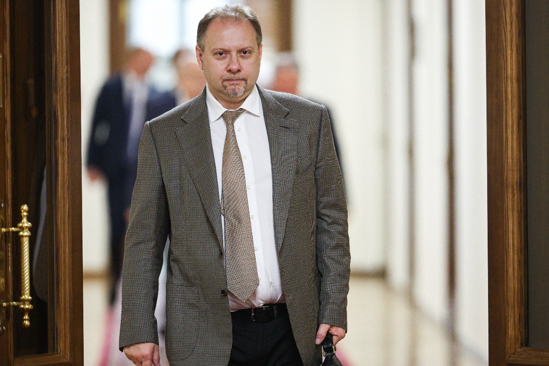 В Госдуме дали Маску совет, который поможет избежать блокировки его мессенджера в России