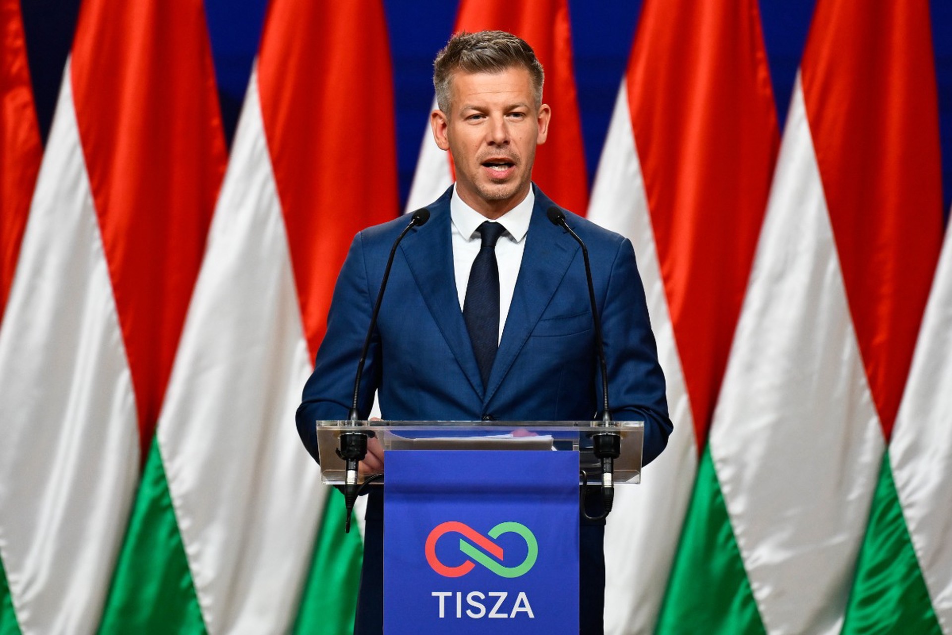 Венгрия не прекратит покупать нефть у России, заявил Петер Мадьяр